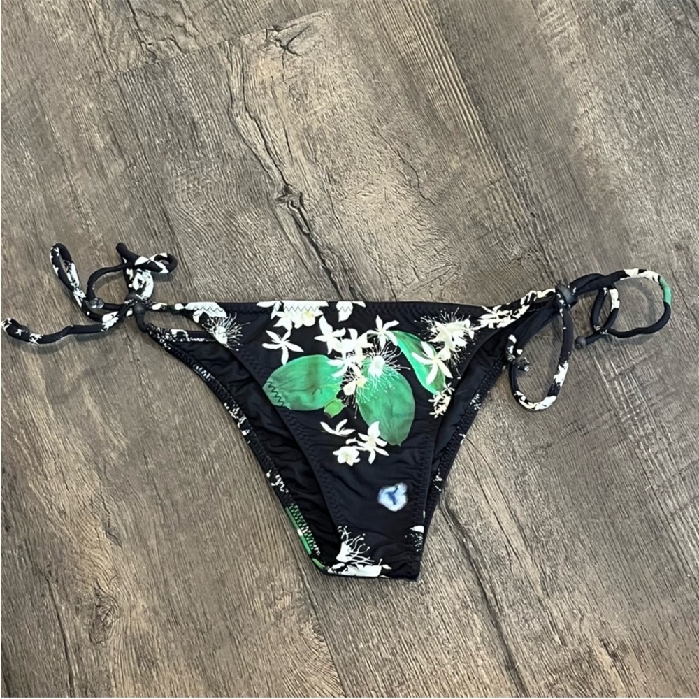 ISOLDA Swim Tropical Print Bikini Set - Picture 3 of 8